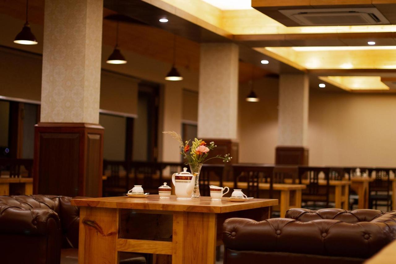 מנאלי Aloka Resort מראה חיצוני תמונה