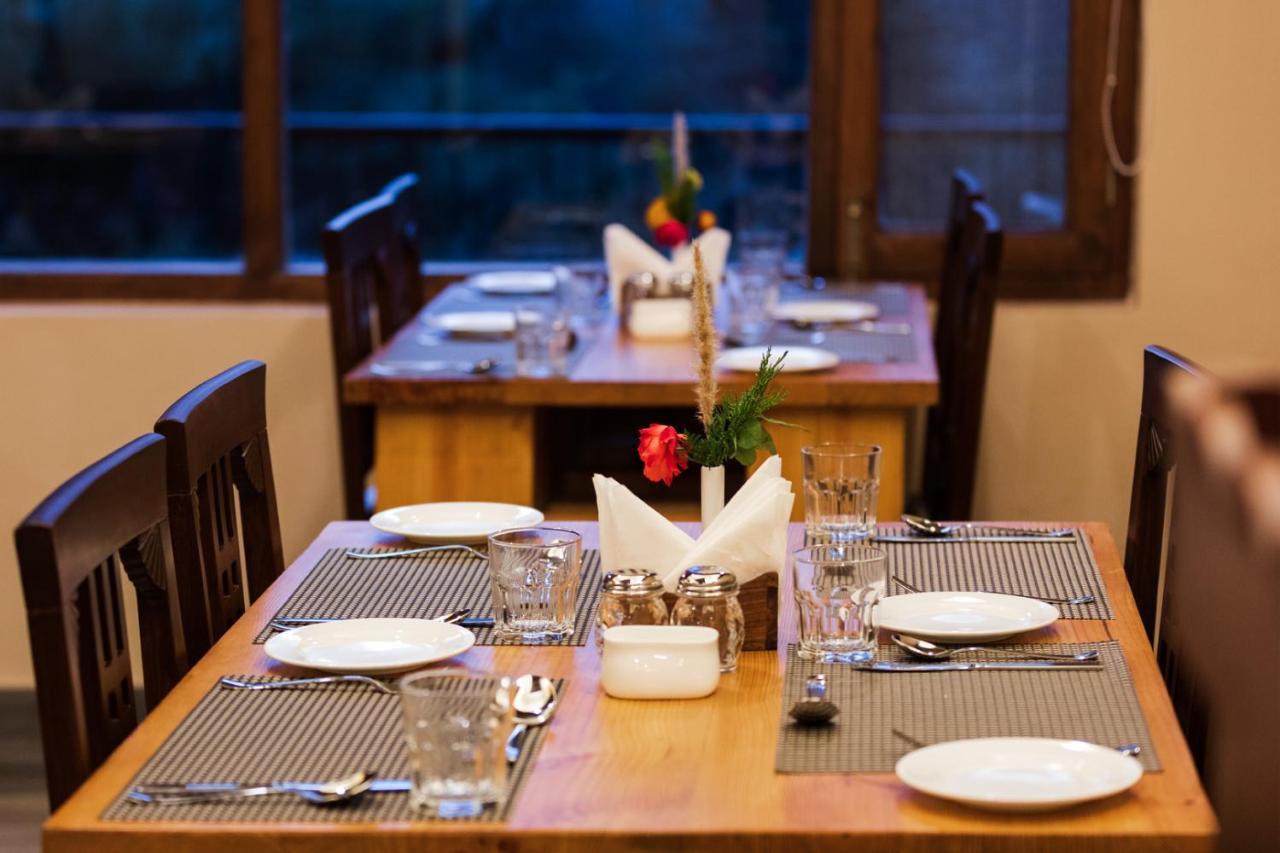מנאלי Aloka Resort מראה חיצוני תמונה